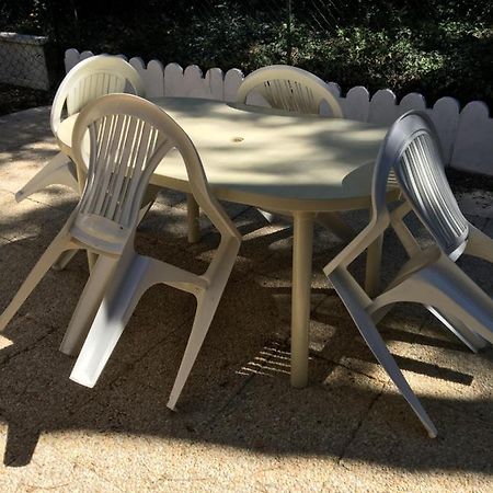 Appartamento Les Pins Ensoleilles Saint-Georges-de-Didonne Esterno foto